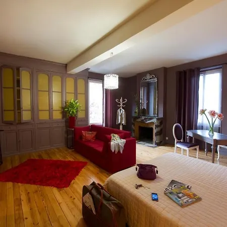 Hotel Le Fer A Cheval Lons