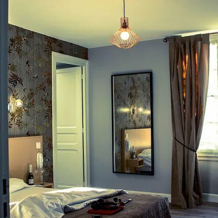 Hotel Le Fer A Cheval Lons